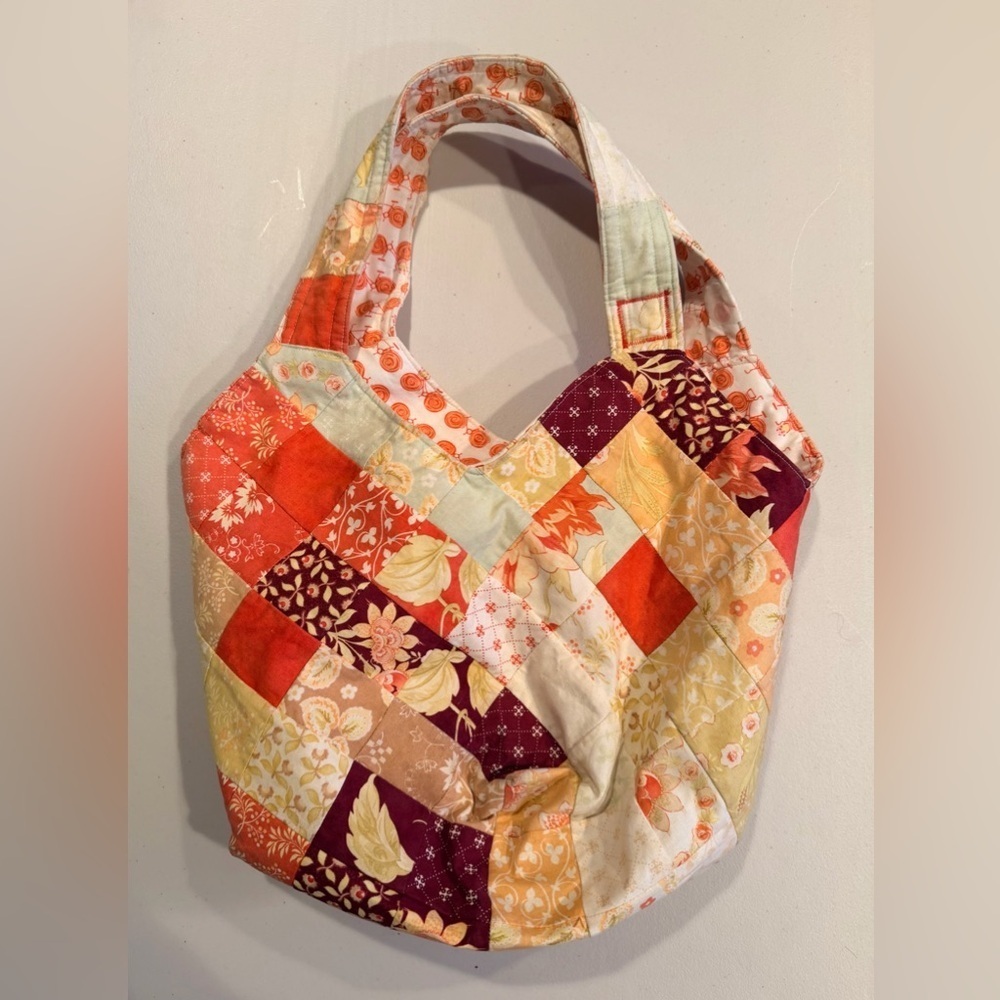 PURSE | handmade, quilted squares handbag.